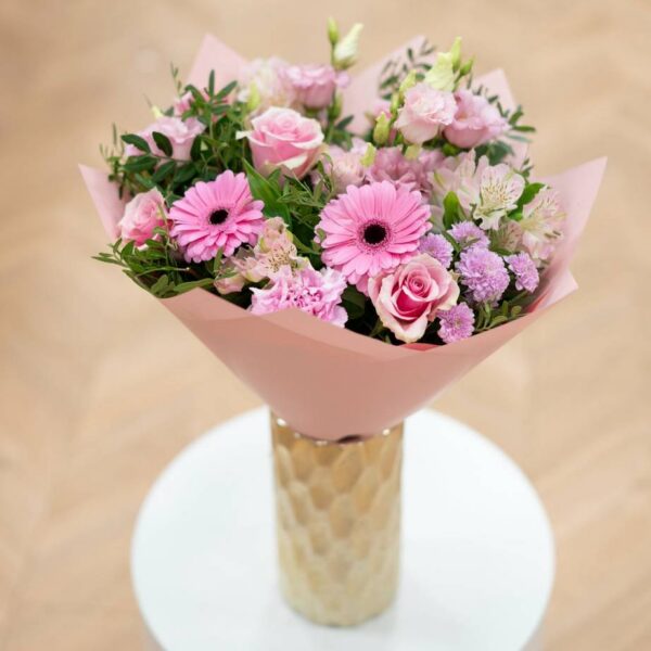 Messenger-creation-161A462C-B2C6-408C-B763-7B3BB52F18A5