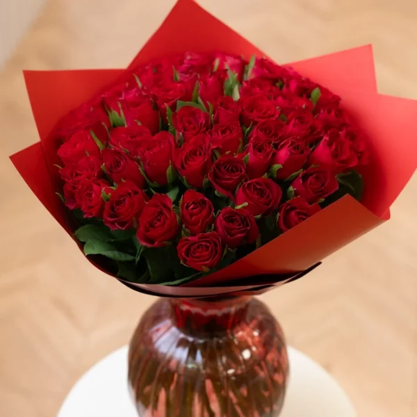 Roosikimp-Punast-roosi-2.